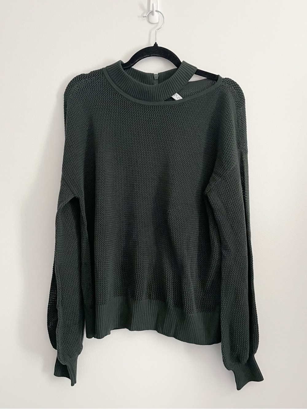 Akris Punto • Merino Wool Open Knit Dark Green Shoulder Cut Out Sweater • US 10
